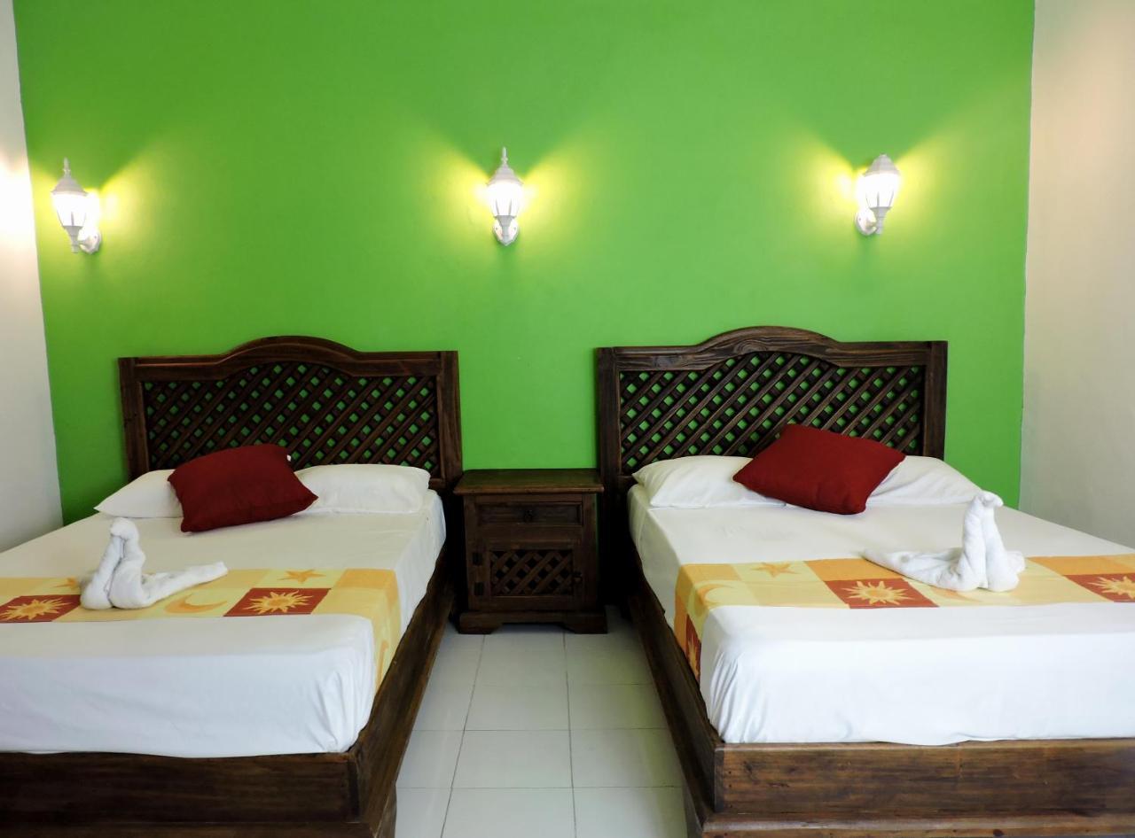 Hotel Valladolid Валядолид Екстериор снимка