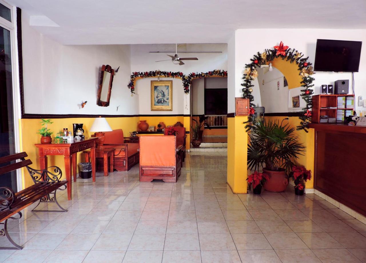 Hotel Valladolid Валядолид Екстериор снимка