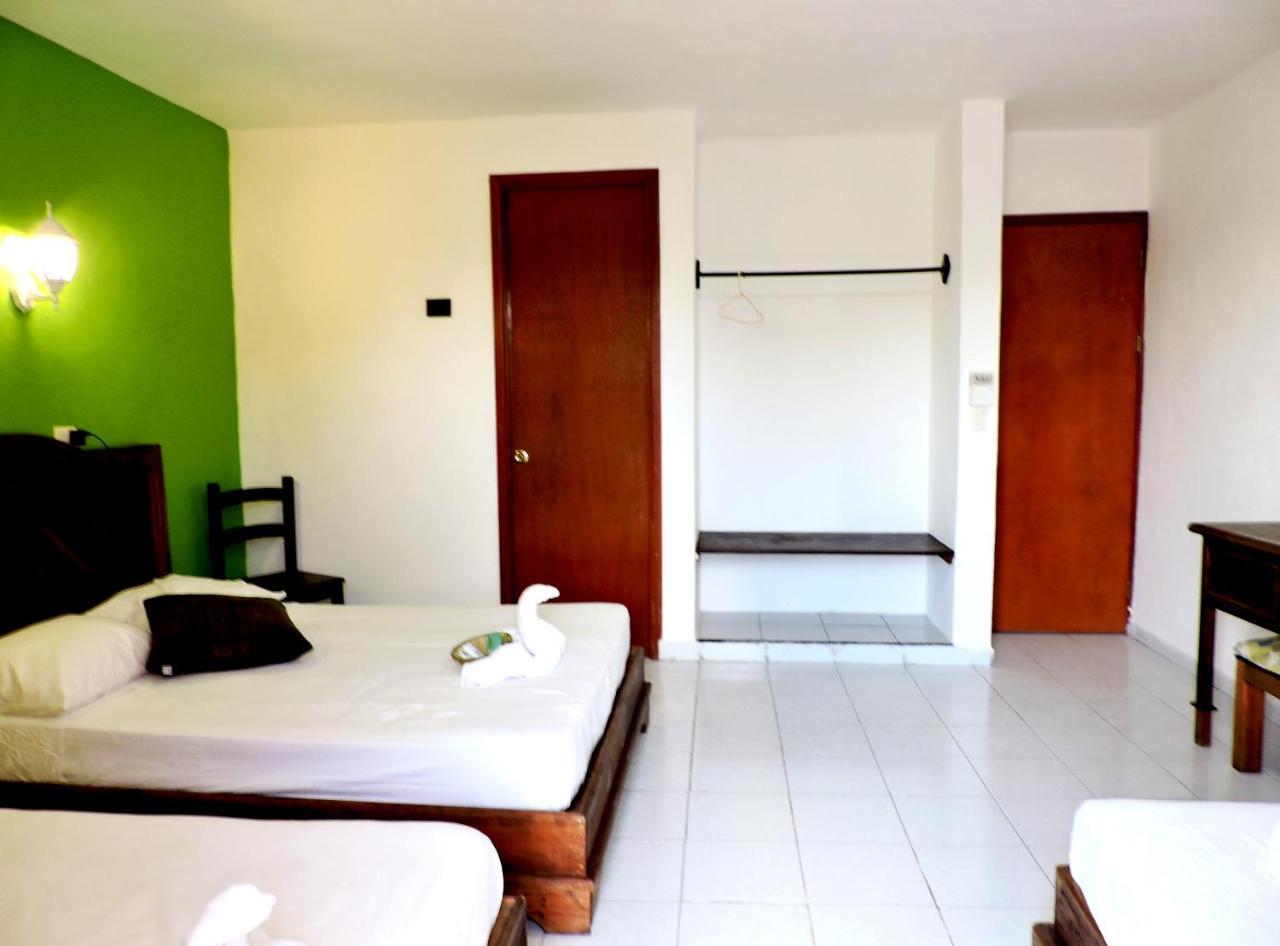 Hotel Valladolid Валядолид Екстериор снимка